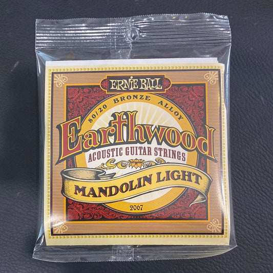 Light mandolin strings