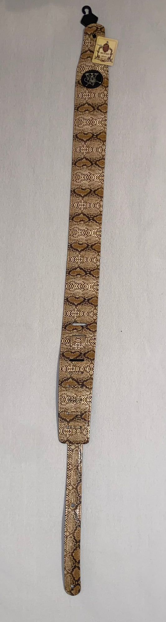 Gold scale pattern strap