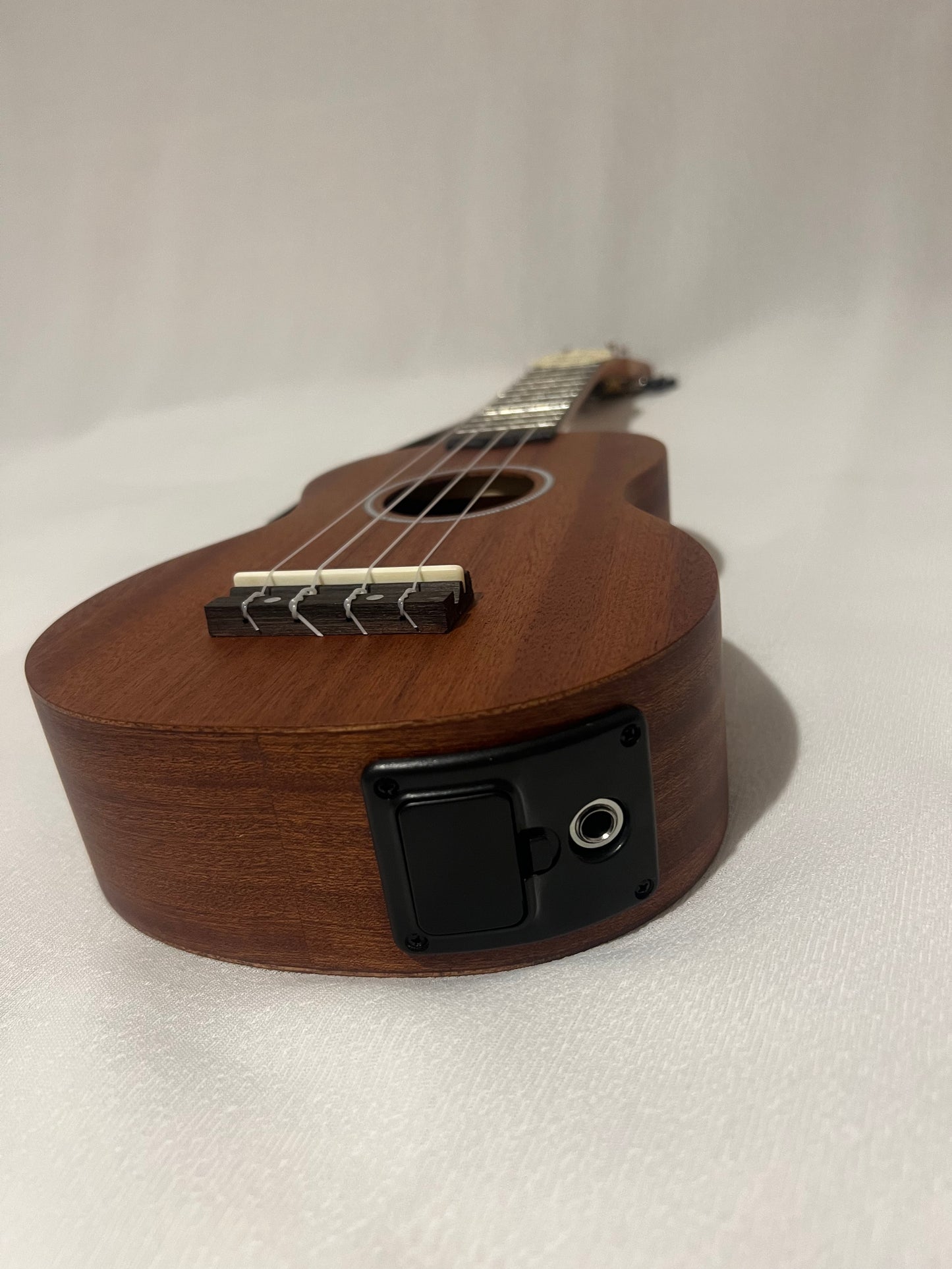 Electro Soprano Ukulele WIKI