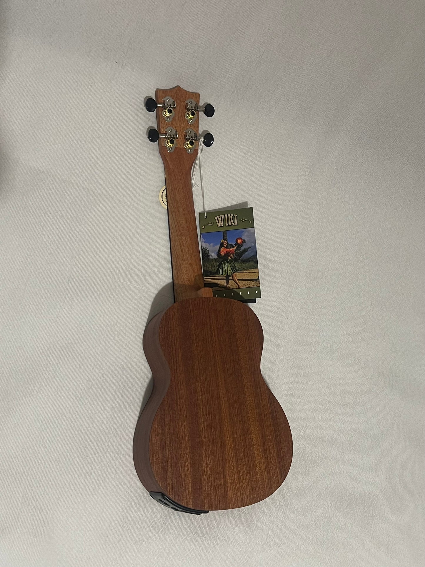 Ukulele Soprano électro WIKI